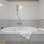 Bruna Zadarvillas Vila *
