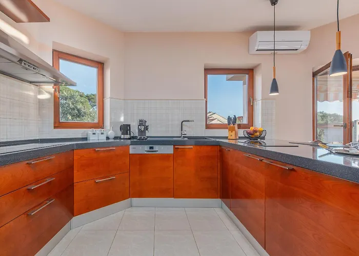 Bruna Zadarvillas Vila Zadar